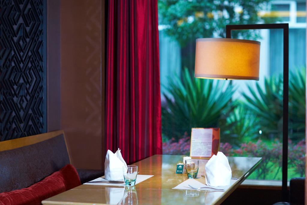 Harriway Hotel Chengdu Eksteriør bilde